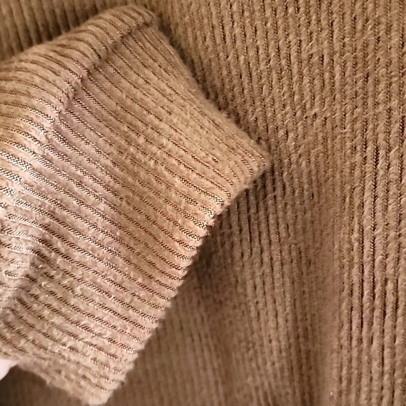 Low back pullover with back detail. - Picture 3 of 5